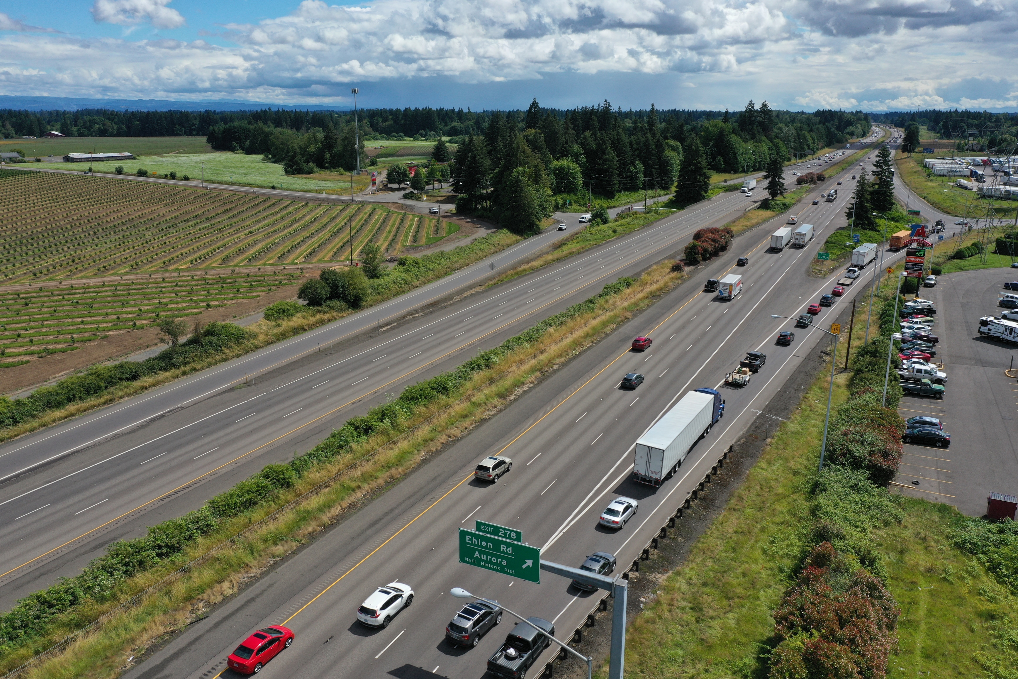 Aerial image of Exit 278 from southbound I-5