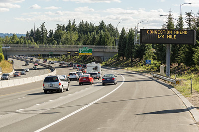an image of an Oregon highway with a Congestion Ahead sign